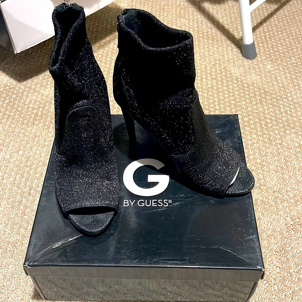 Beautiful Black Glittery Guess peep toe ankle boots